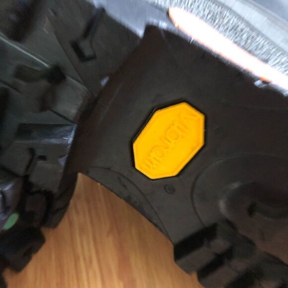 TECNICA Vibram Thinsulate Insulation Hiking Climbing Boots Made In Italy - Picture 12 of 12